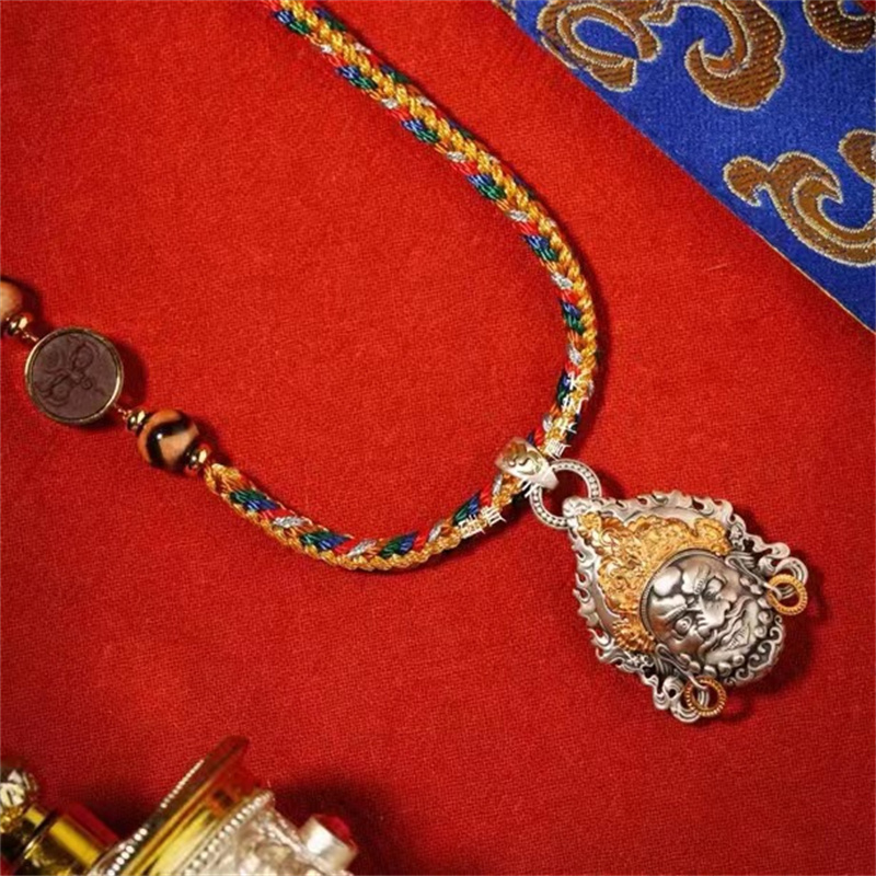 Желтый кулон-амулет Джамбалы,  – обзор и цена Men Accessories Ethnic